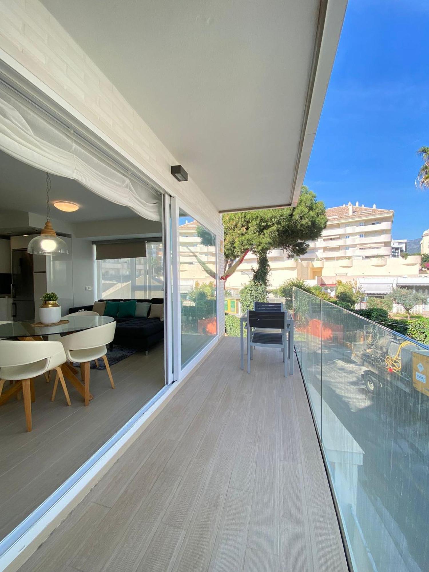 בנאלמדנה Brisa Puerto Marina Apartments מראה חיצוני תמונה